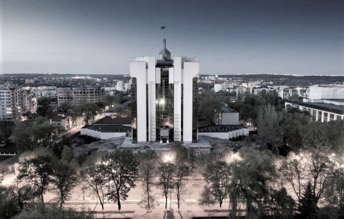 Prezidențiale 2020. Ce ne propun candidații